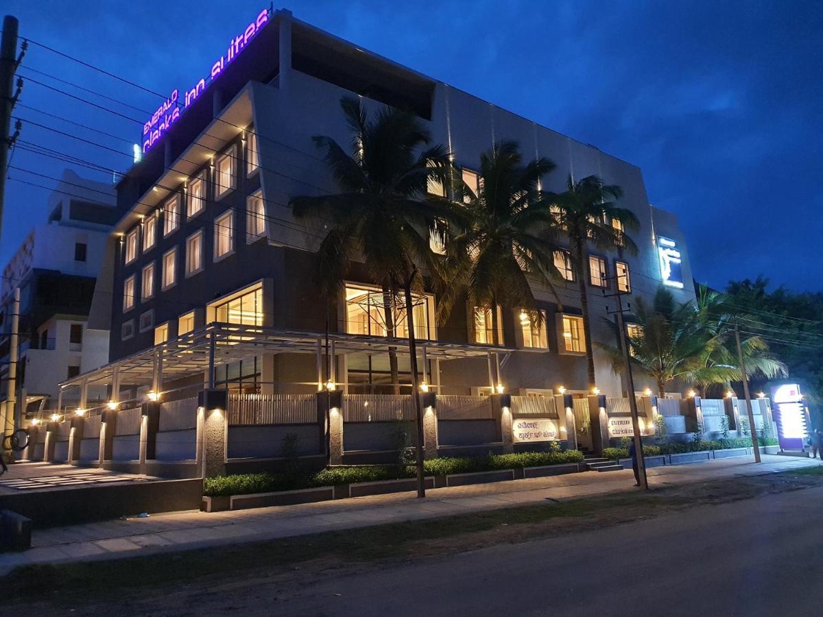 Emerald Clarks Inn Suites Mysore Εξωτερικό φωτογραφία