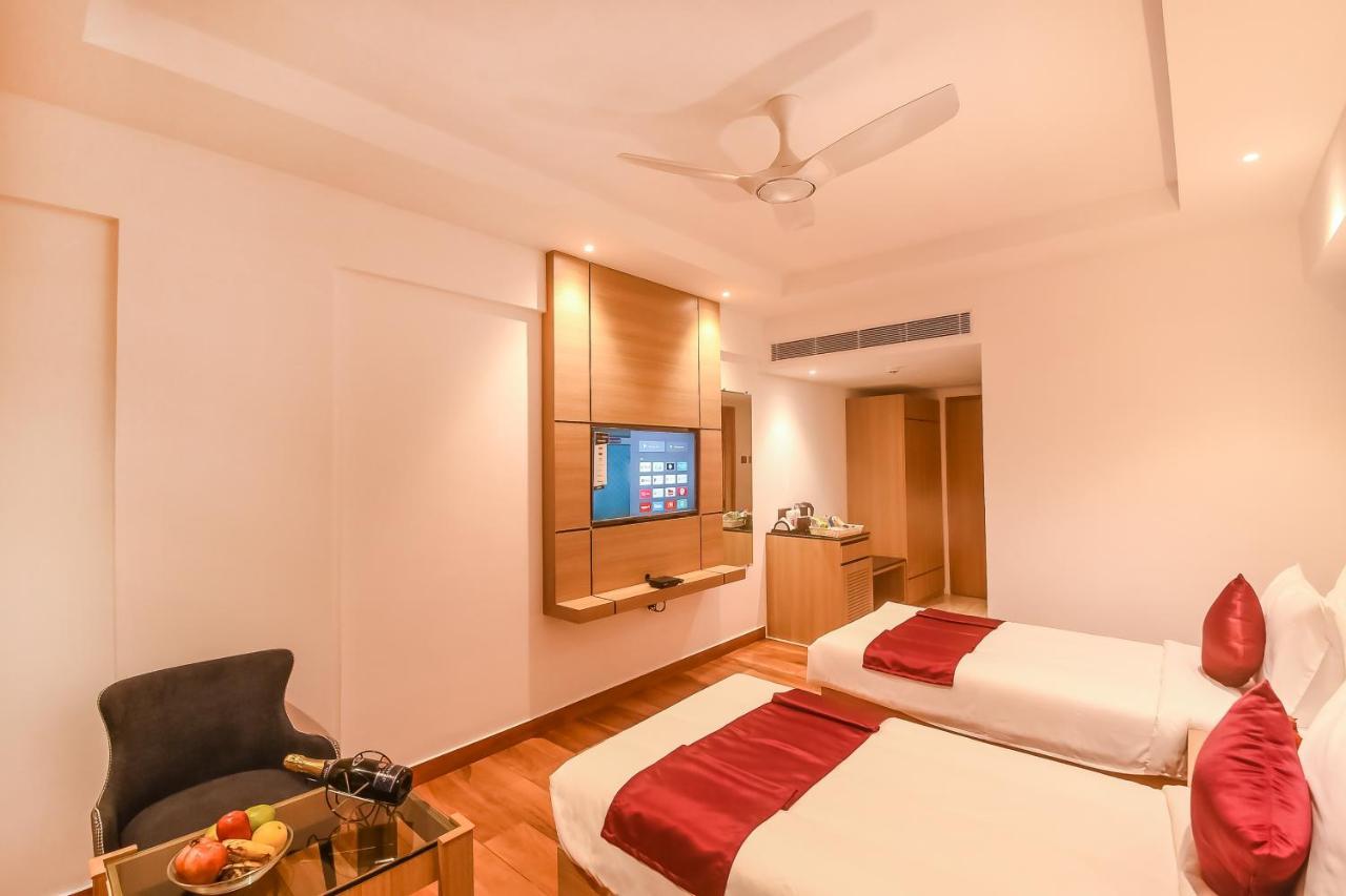 Emerald Clarks Inn Suites Mysore Εξωτερικό φωτογραφία