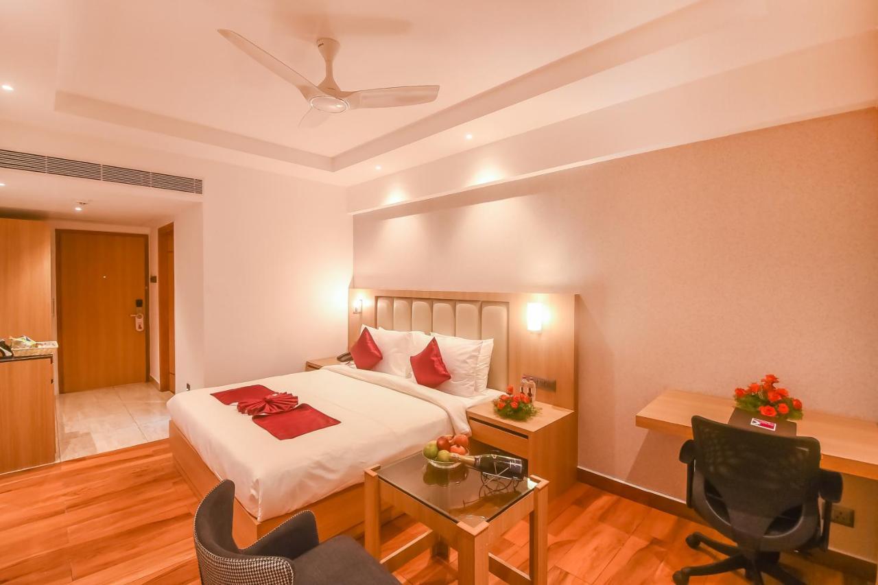 Emerald Clarks Inn Suites Mysore Εξωτερικό φωτογραφία