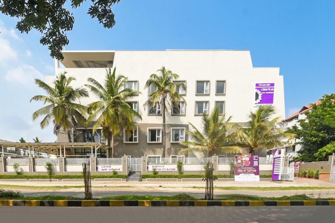 Emerald Clarks Inn Suites Mysore Εξωτερικό φωτογραφία