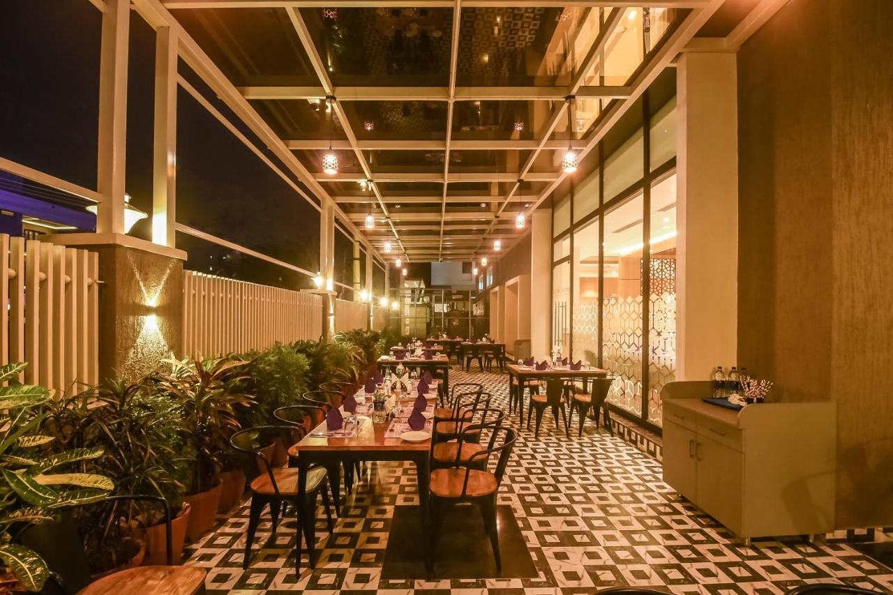 Emerald Clarks Inn Suites Mysore Εξωτερικό φωτογραφία