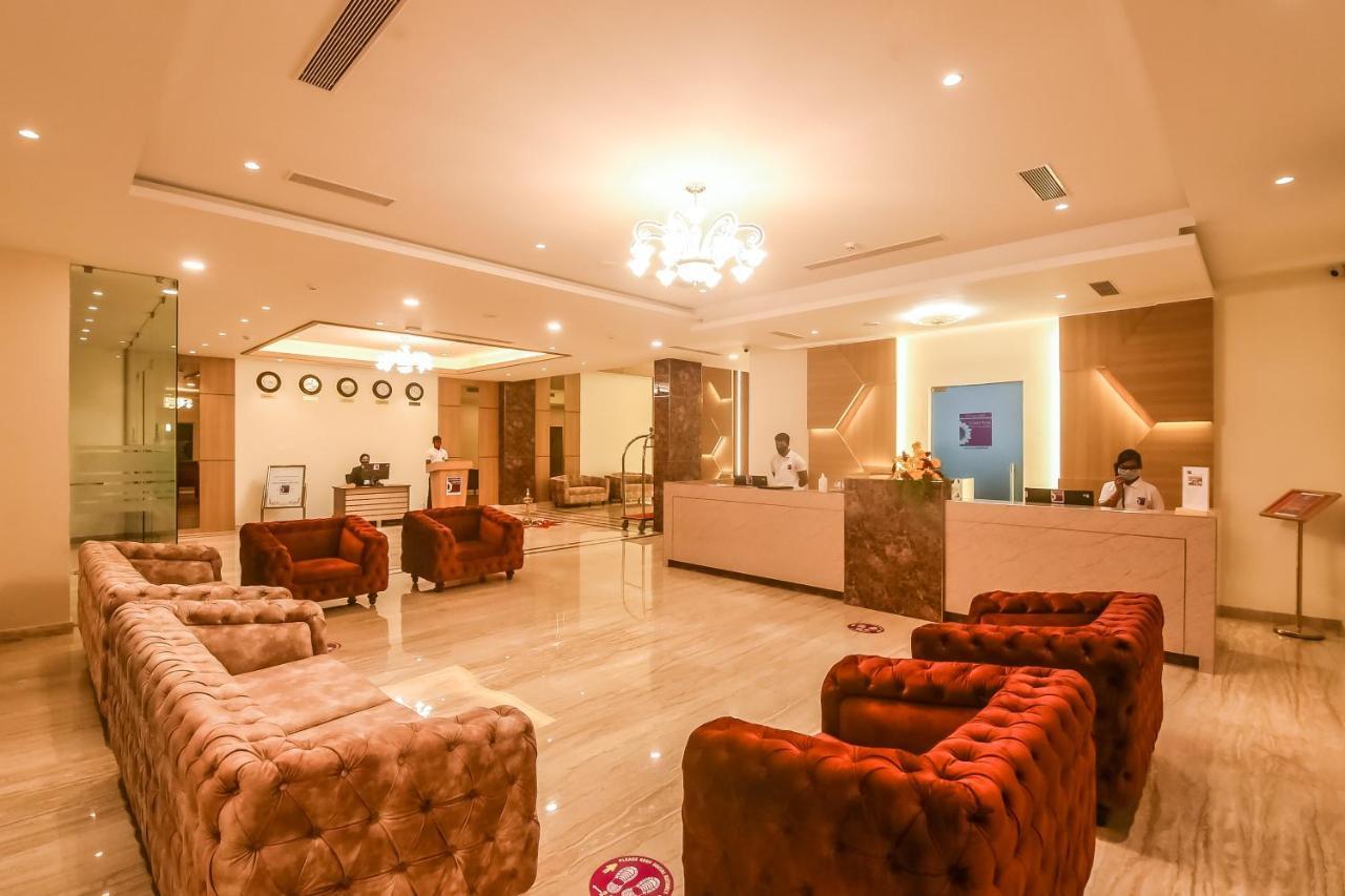 Emerald Clarks Inn Suites Mysore Εξωτερικό φωτογραφία