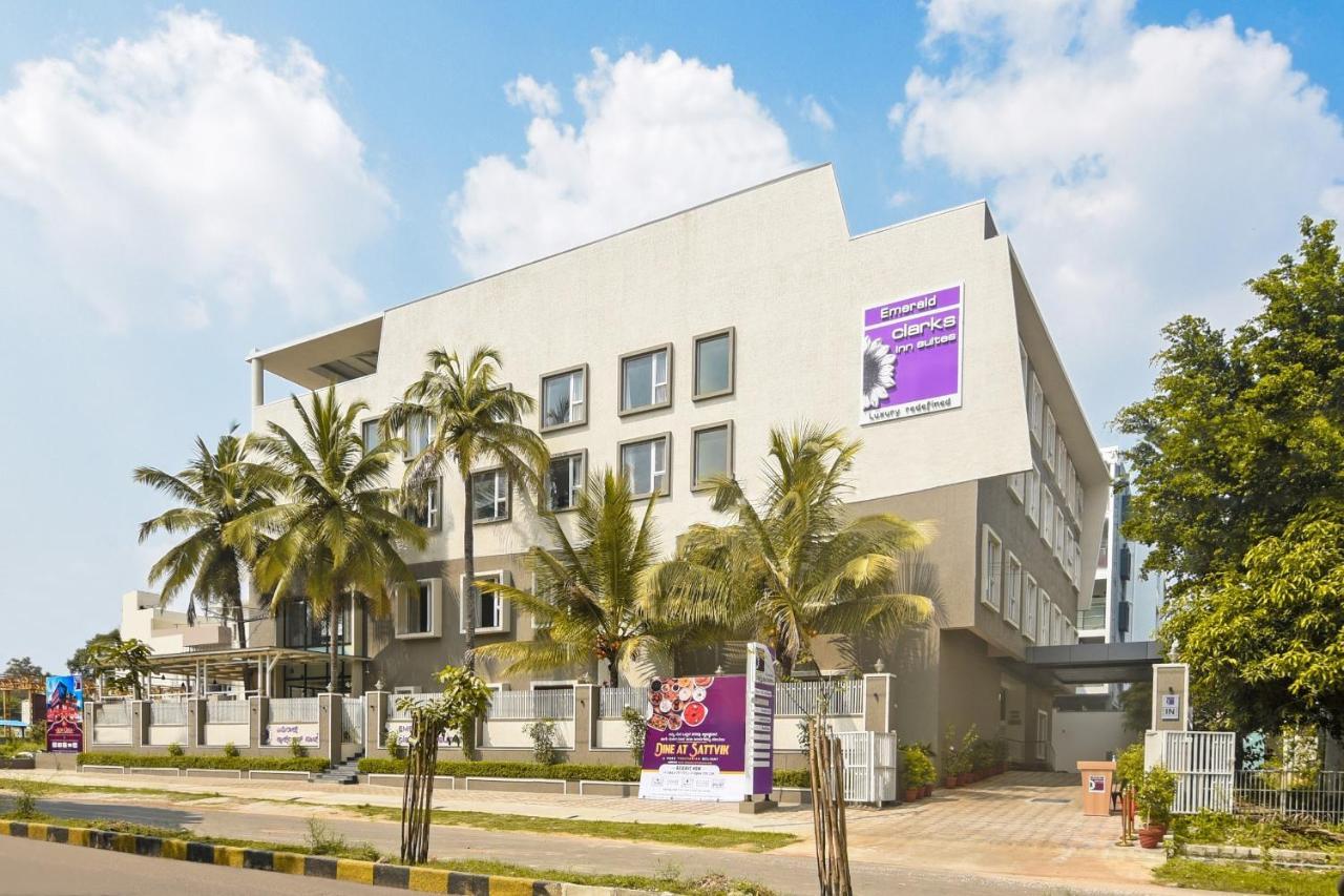Emerald Clarks Inn Suites Mysore Εξωτερικό φωτογραφία